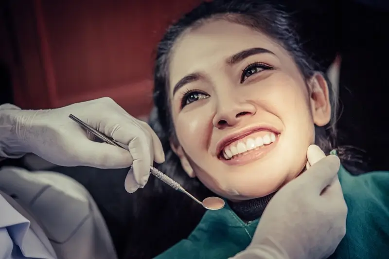 Cosmetic Porcelain Veneers